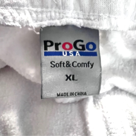 ProGo White Jogger-Style Pants with Tapered Legs and Elastic Cuffs Unisex - Picture 4 of 5